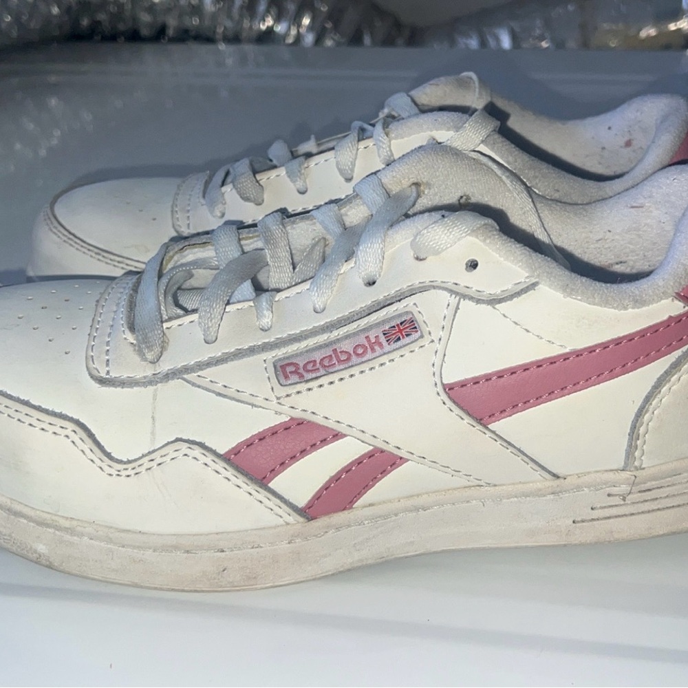 Reebok White and Pink Work Composite toe Shoes / sneakers Womens